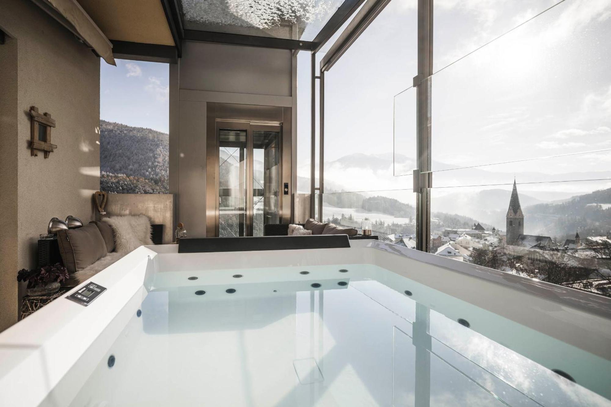 Apartment Dolomites Alpin Penthouse, 90qm, Wlan, Privat Sauna - Privat Whirlpool *